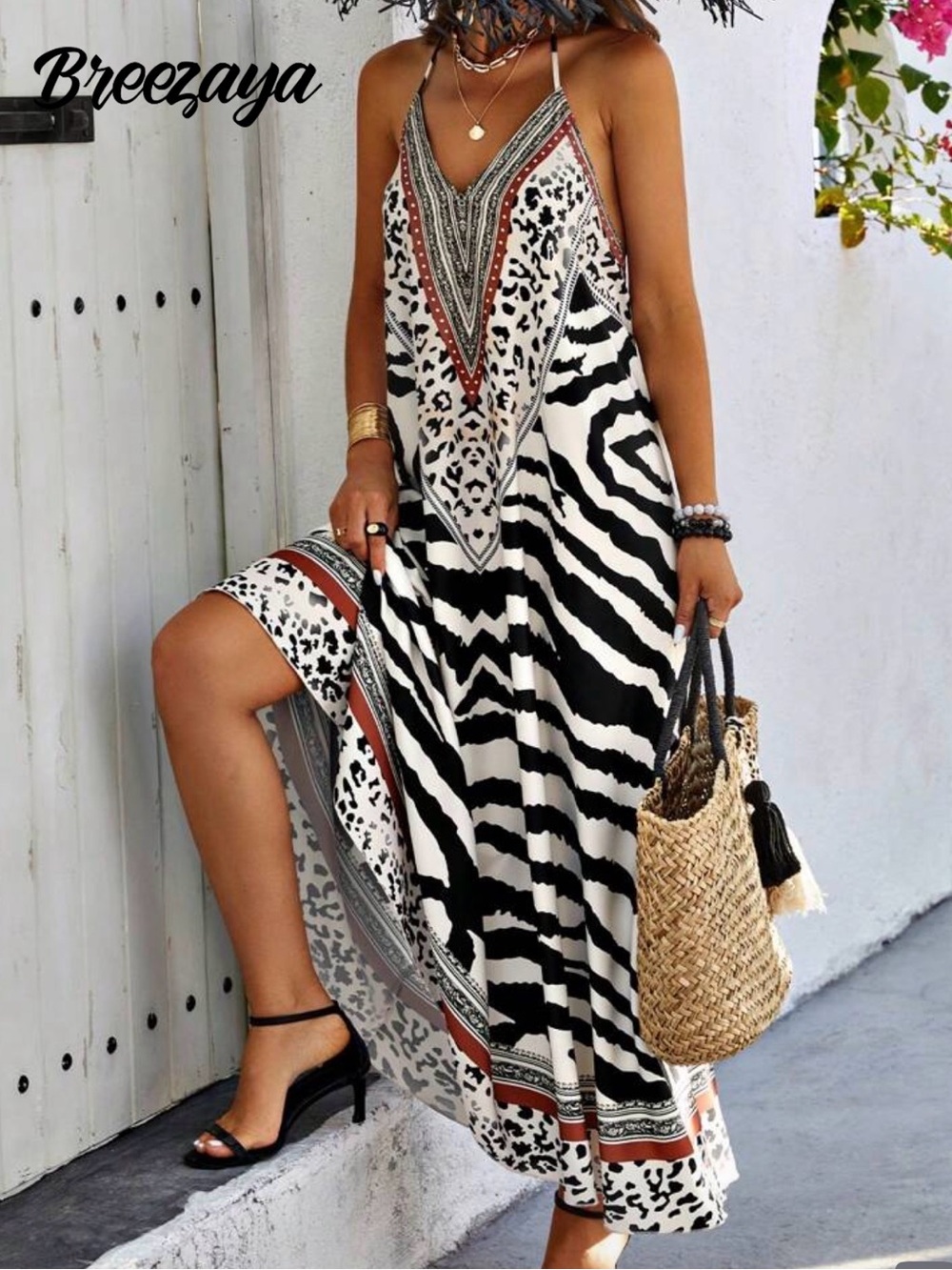 Like New Animal Print Halter Maxi Dress with open back- lightweight sz lg - Picture 4 of 4